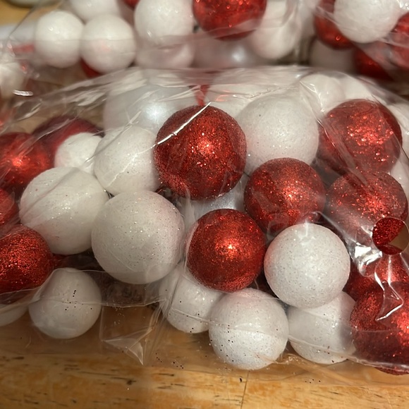 Ashland Christmas Balls, 4 packages. 3 unopened and 1 opened - Picture 5 of 5